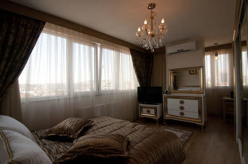 Aymira Aparthotel